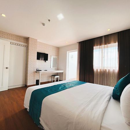 Rivera Boutique Hotel Дананг Екстериор снимка